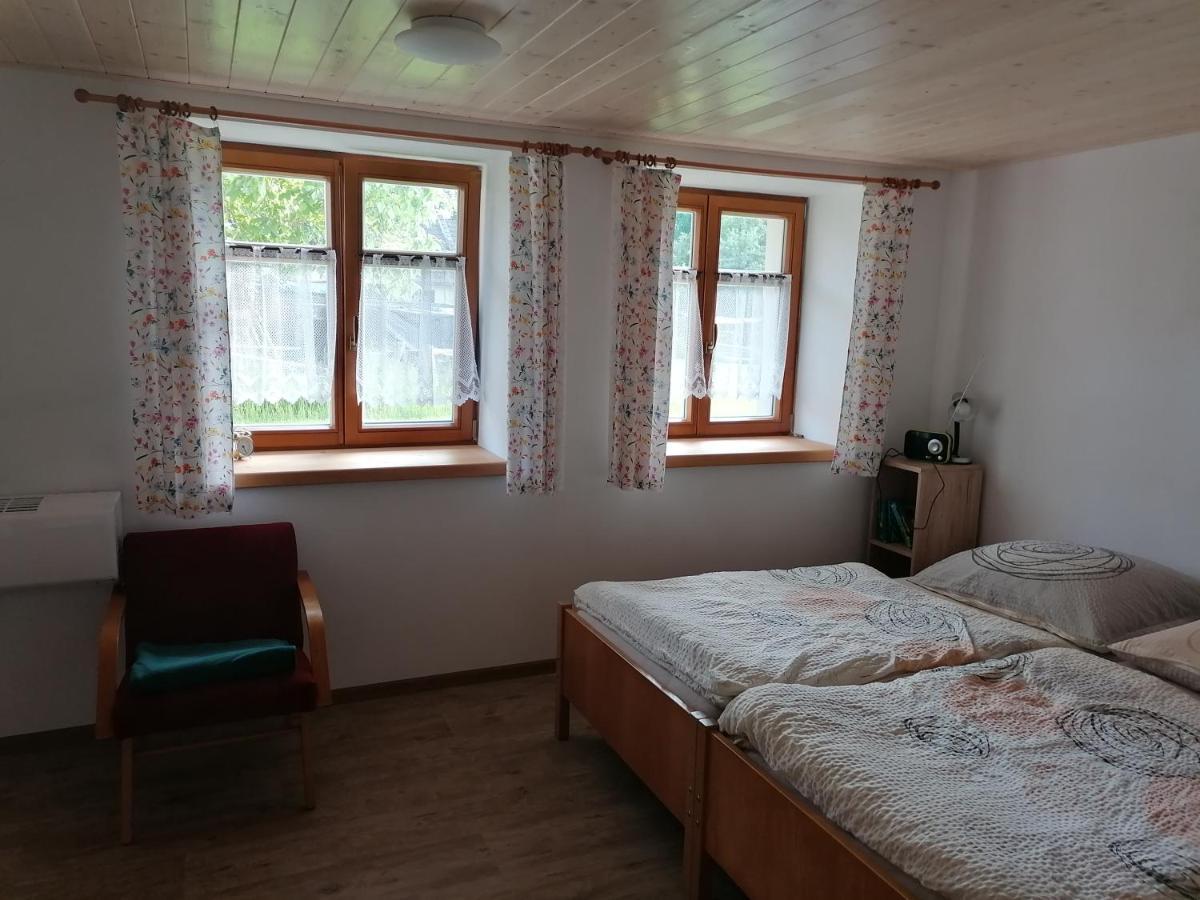 Apartman Na Statku Jílovice Buitenkant foto